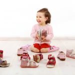 Was sollte beim Kauf von Schuhen für die Kleinsten beachtet werden?